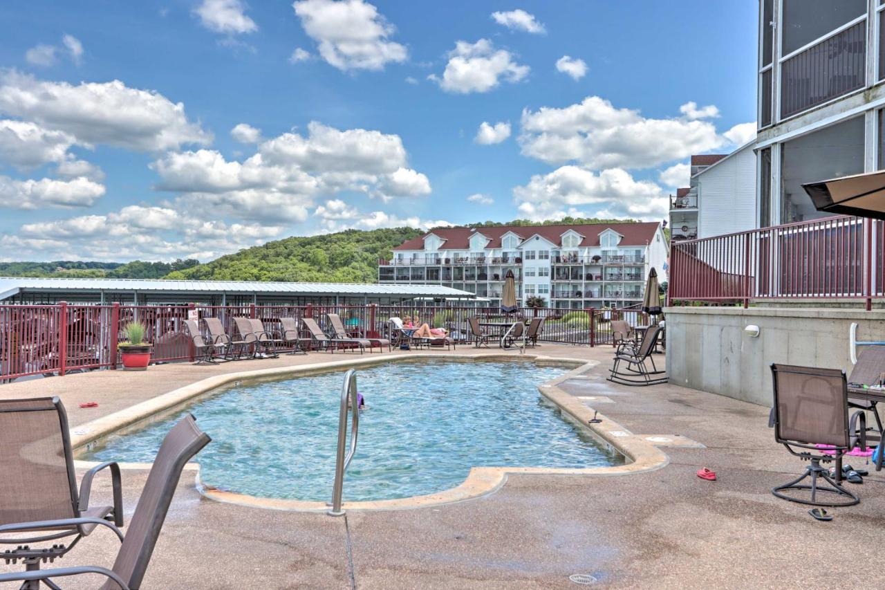 The Lake Escape With Balcony And Pool Access! Camdenton Exterior photo